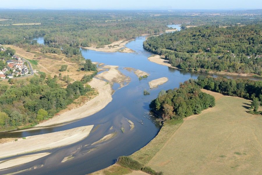 Le sentier du Passeur au Bec d'Allier © Conseil départemental de la Nièvre